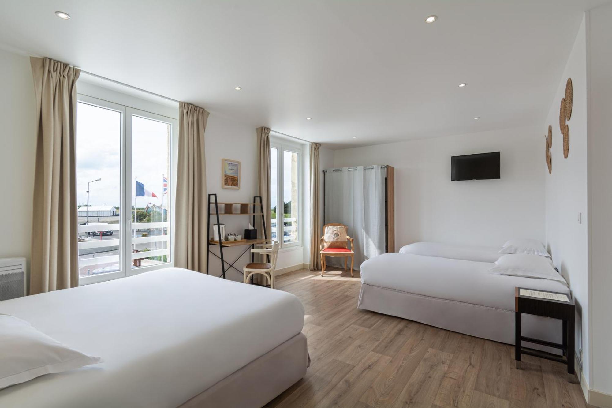 Hotel De La Plage Courseulles-sur-Mer Exteriör bild